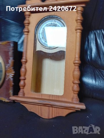 Ретро  дърворезбован  часовник, снимка 2 - Колекции - 43458196