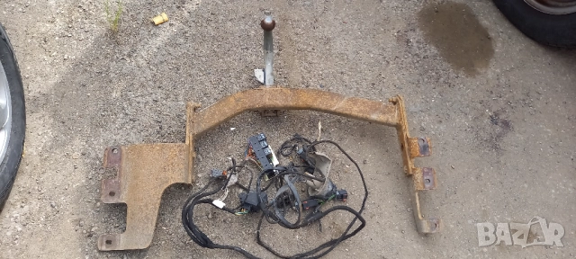 Теглич за Chrysler Grand Voyager IV, снимка 2 - Части - 51869044