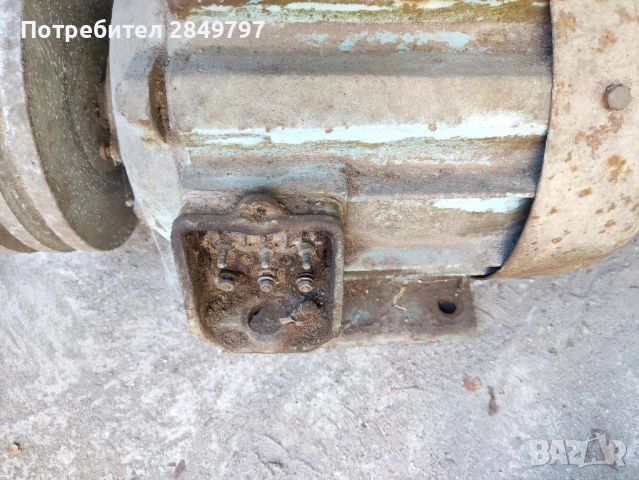 Продавам двигател 3 кW, 1400 оборота, 400 V AC, снимка 3 - Електродвигатели - 47388778