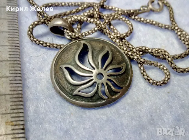 ФЛОРАЛЕН СРЕБЪРЕН МЕДАЛЬОН сФИНА СРЕБЪРНА ВЕРИЖКА СРЕБРО 925 с НУЖДА от РЕМОНТ на ЗАКОПЧАЛКАТА 49776