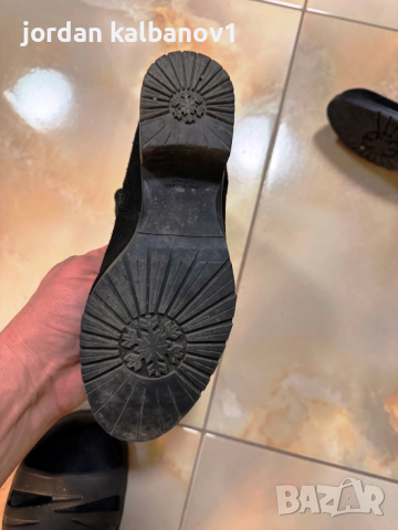 Подарявам - дамски черни велурени боти с ток номер 36 стелка 23см. ток 3см., снимка 4 - Дамски боти - 53598538