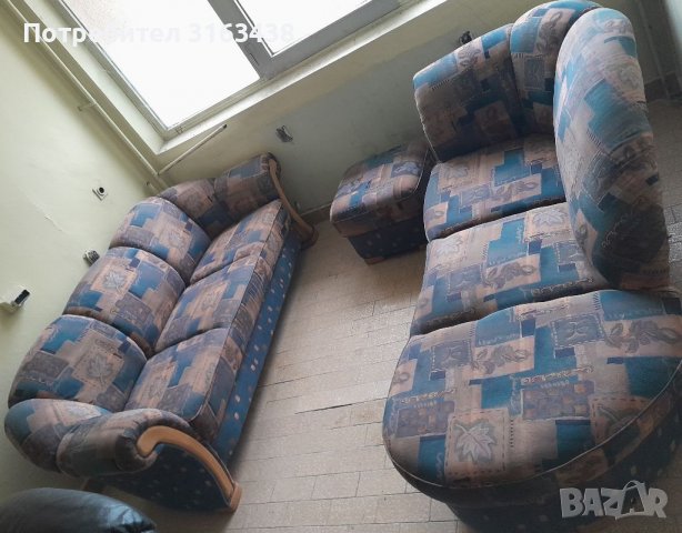 Холна гарнитура 3ка + 2ка + табуретка, снимка 4 - Дивани и мека мебел - 37963346