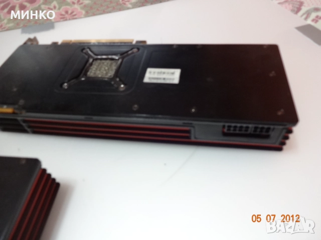 Powercolor HD6970, снимка 4 - Видеокарти - 52874663