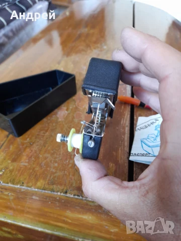 Стара ръчна шевна машина #2, снимка 5 - Други ценни предмети - 51253483