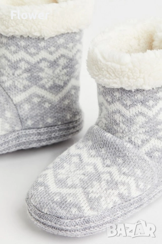 Нови Бебешки/Детски пантофи НМ 18/19 номер сиви, снимка 10 - Детски пантофи - 52954834