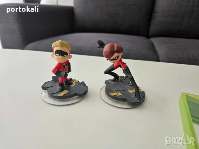 XBOX 360 Disney Infinity комплект 2 игри фигурки портал, снимка 3 - Игри за Xbox - 49587870