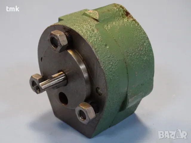 Хидравлична помпа TOS 503 1012E1-5C3 1013E2 Hydraulic pump, снимка 2 - Резервни части за машини - 47861916