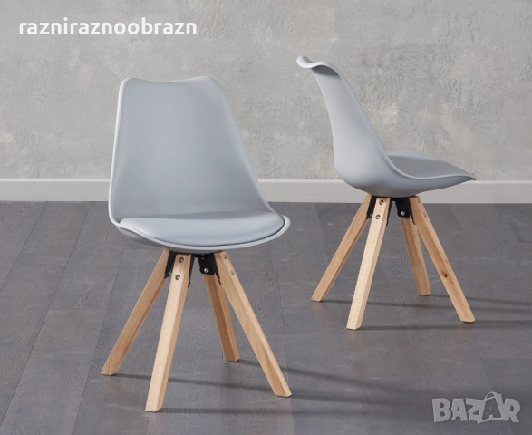 Комплект дизайнерски столове с дървени крака и тапицирана седалка