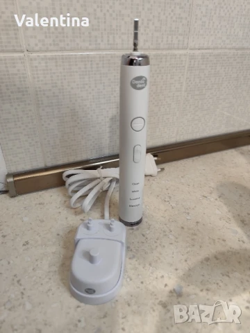 Електрическа звукова четка за зъби dm