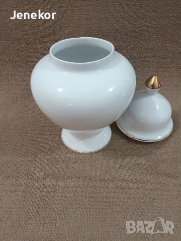 Порцеланова ваза. , снимка 16 - Антикварни и старинни предмети - 40719603