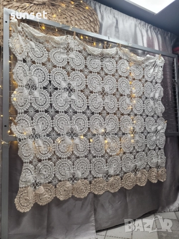 плетена покривка за диван или фотьойл -157/138