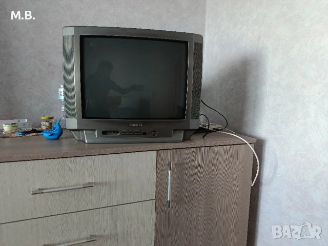 Телевизор Самсунг, снимка 6 - Телевизори - 50501188