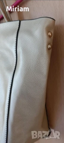 Луксозна златиста дизайнерска чанта 70 лв., снимка 10 - Чанти - 14843999