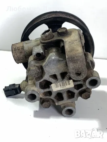 Хидравлична помпа за Тойота Авенсис Toyota Avensis 2004г. , снимка 2 - Части - 49257666