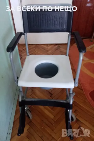 ИНВАЛИДЕН ТОАЛЕТЕН СТОЛ, снимка 5 - Тоалетни столове - 47685277