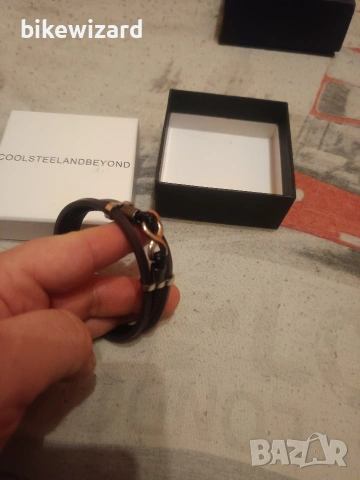 Гривна от кожа НОВА, снимка 3 - Гривни - 53345624