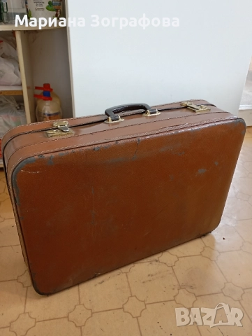 Дипломат. куфарче, Вратовръзки "Албена" и др. маркови, Папка СПОРТ ТОТО, Стар куфар, снимка 7 - Други ценни предмети - 51132843