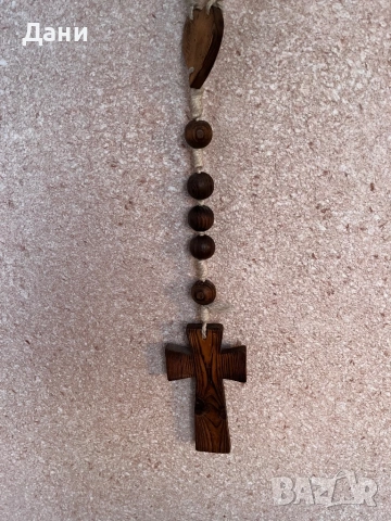 Дървена броеница с кръст, снимка 3 - Антикварни и старинни предмети - 51364717