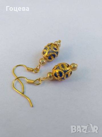 Красиви малки обеци в цвят антично злато със сини кракъл мъниста, снимка 3 - Обеци - 27248877