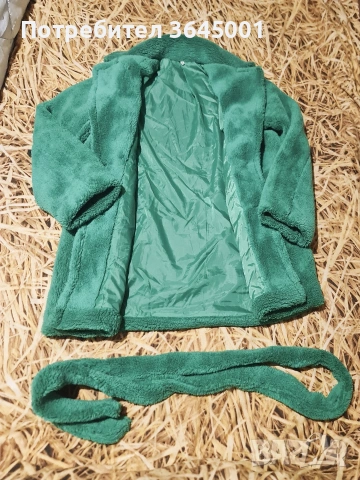 Зелено,модерно, топло и меко зимно палто,олекотено . Размер S/M / НОВО 