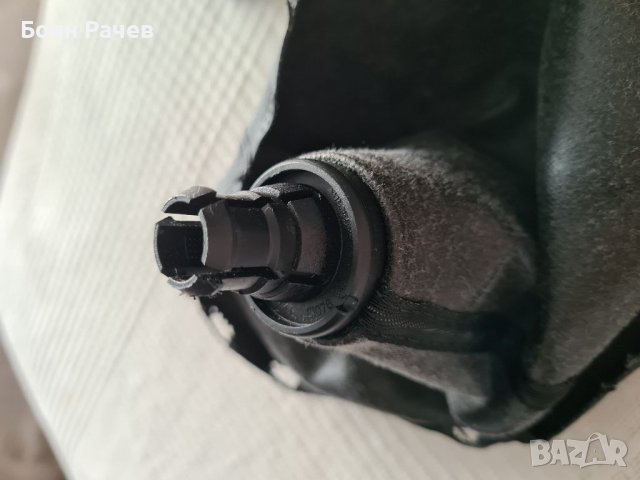 Топка на скоростен лост с маншон Фолксваген Пасат Б8, снимка 4 - Части - 38324390