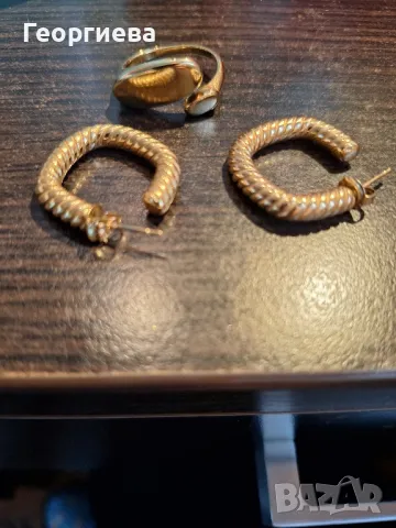 Продавам комплект стоманен пръстен и обеци