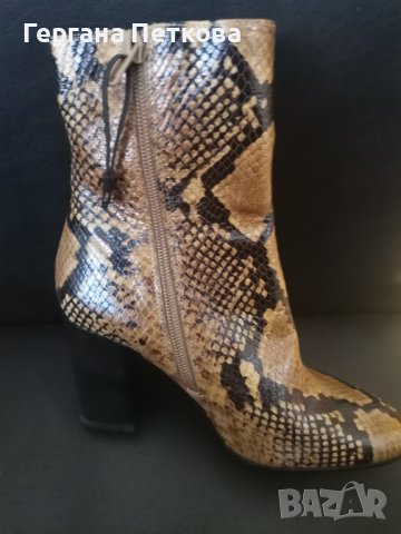 Елегантни боти змийски принт , снимка 3 - Дамски боти - 43759266