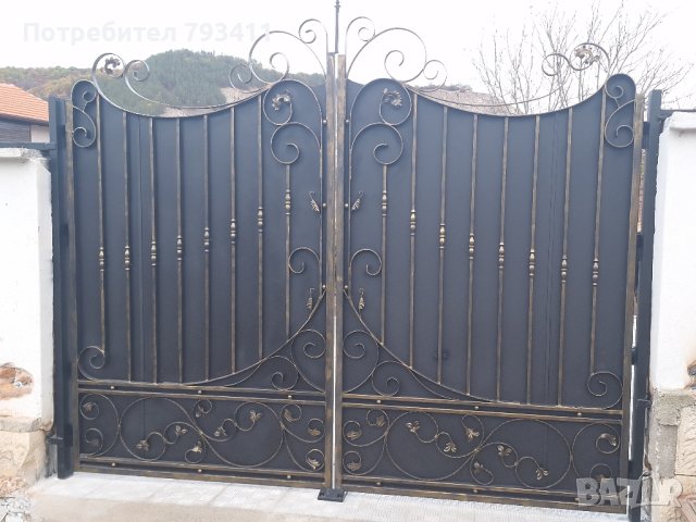 Врати и други ковано желязо
