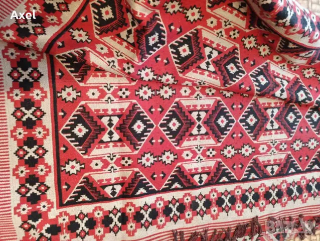 Красив килим 360/230см., снимка 2 - Килими - 49896866