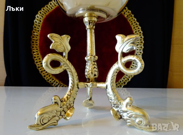 Бронзов свещник,риби,християнство,луна,звезди. , снимка 2 - Антикварни и старинни предмети - 39710774