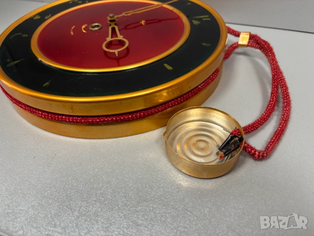 Механичен стенен часовник "Маяк" (Majak), СССР, снимка 8 - Антикварни и старинни предмети - 53176205