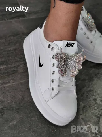 Nike дамски маратонки , снимка 3 - Маратонки - 49145569