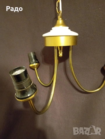 Красив стариннен полилей изработен от месинг и порцелан, снимка 3 - Полилеи - 53268930