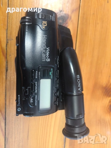SONY CCD-TR305E video 8 Handycam 
