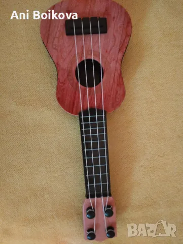 Мини китара, снимка 3 - Други - 48973065
