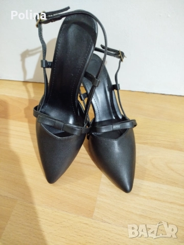 Обувки с ток, снимка 2 - Дамски обувки на ток - 51812463