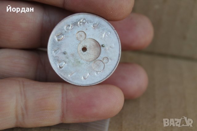 Циферблат ''Восток'' 18 камъка 30.5 мм, снимка 3 - Антикварни и старинни предмети - 38002825