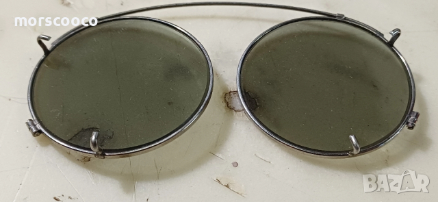 Стари очила песне , снимка 2 - Слънчеви и диоптрични очила - 52902138