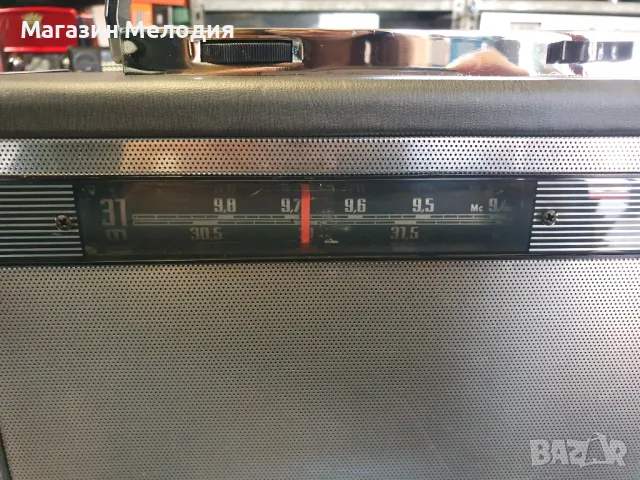 Радио Grundig Satellit Transistor 5000 Много добър външен вид. Работи, има забележки. Повече информа, снимка 5 - Радиокасетофони, транзистори - 49645751