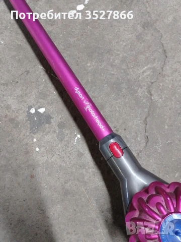 Dyson V7 Акумулаторна прахосмукачка , снимка 2 - Други инструменти - 50951927
