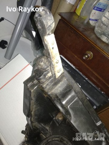 Опел Астра 2010г. Фар, снимка 7 - Части - 38511639