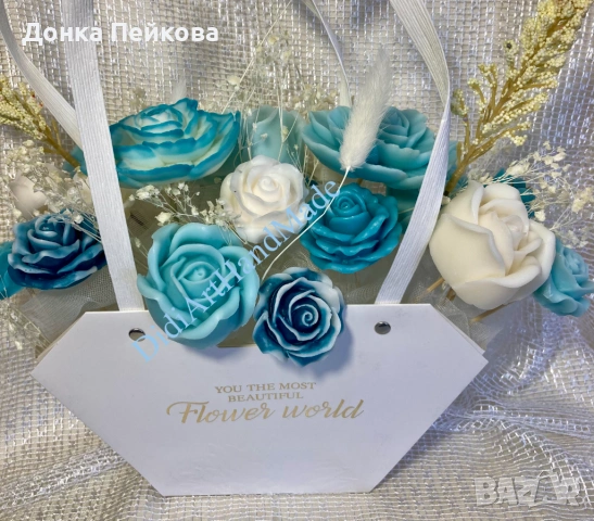 Луксозен букет от соеви свещи в тюркоаз и бяло – ръчна изработка, снимка 6 - Декорация за дома - 53516640