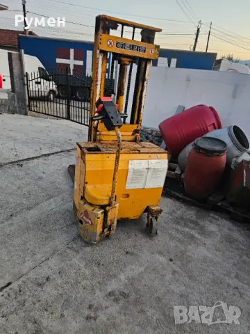 Стакер повдигач, снимка 5 - Индустриална техника - 47858688