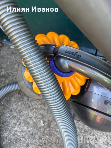 Прахосмукачка Dyson, снимка 5 - Прахосмукачки - 51276433