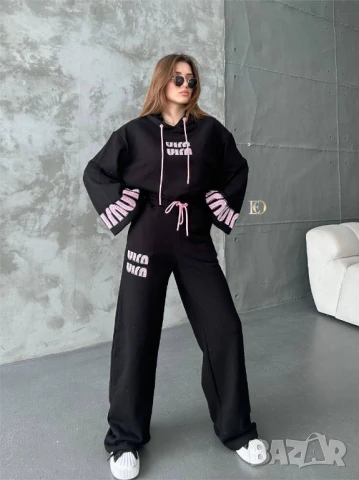 дамски екипи miu miu, снимка 2 - Спортни екипи - 50757628