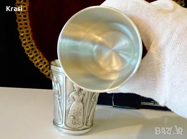Чаша от калай за вино с красиви танцьорки, снимка 7 - Антикварни и старинни предмети - 47404601