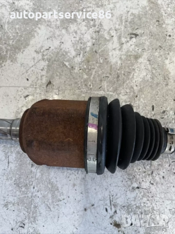 Преден ляв карданен вал за Alfa Romeo Giulietta 1.6 M-Jet (2015), снимка 2 - Части - 53211476