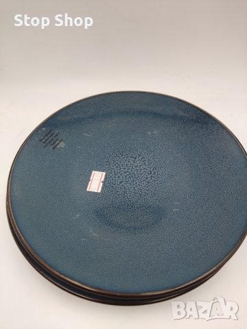 Керамични чинии различни цветове Размери 21 см, снимка 1 - Чинии - 43986700