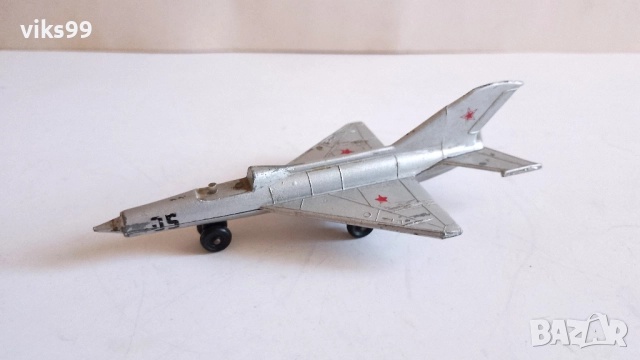 Метални Самолети Произведени в България, снимка 11 - Колекции - 52255766