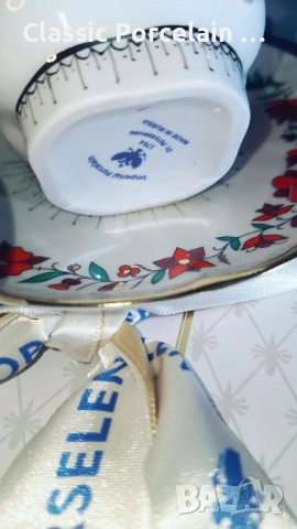 Ръчно рисуван мотив „Червен петел“ с акценти от 22‑каратово злато – ИФЗ